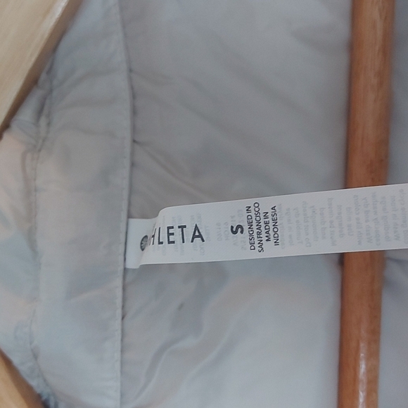 NWT Athleta Reversible Downfilled Jacket with Detachable Hood Rose/Off W… - Picture 5 of 10